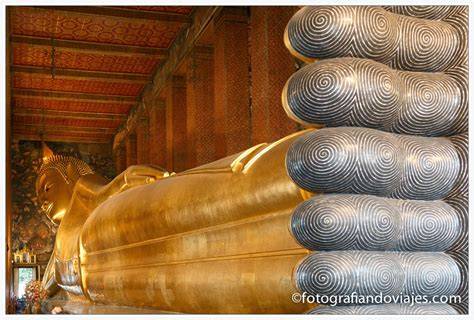 Buda Reclinado y arquitectura del Wat Pho