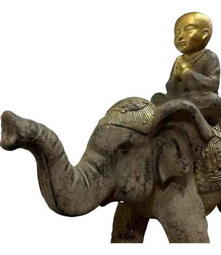 decoración estatua elefante Buda espalda