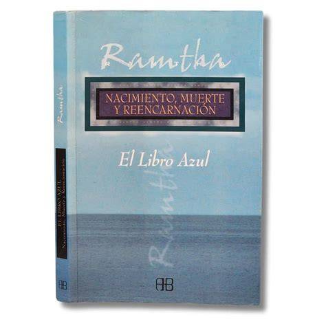 portada azul y letras mexicanas en libro de reencarnación