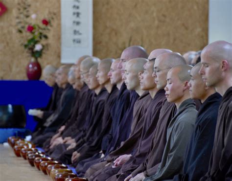 plum village mindfulness centro de práctica