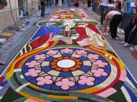 Ritmo de Infiorata Corpus Domini en la basílica