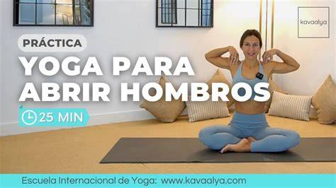 cierre de hombros y apertura del pecho en yoga