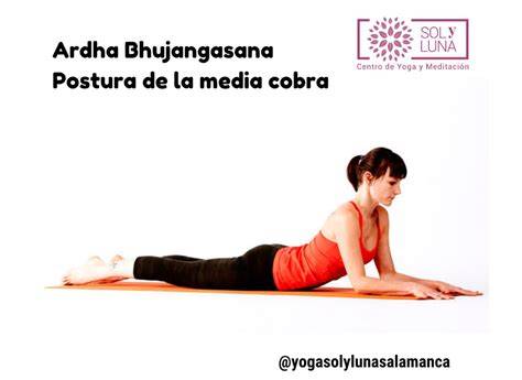 variantes bhujangasana esfinge media cobra