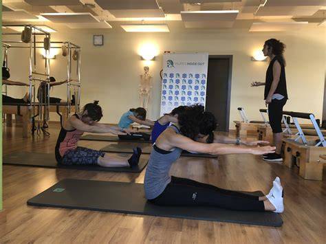 curso de yoga y pilates en Caserta