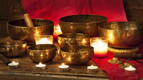 Campane tibetane in uso meditativo